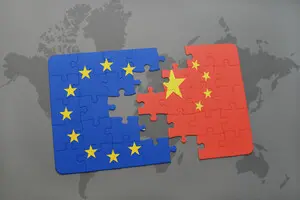 Велика Британія і ЄС повинні захистити себе від напливу китайських товарів — The Telegraph 