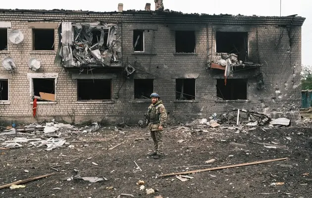 Головнокомандувач ЗСУ заявив, що російські війська загрузли у вуличних боях за Вовчанськ