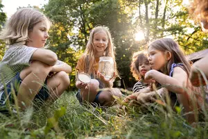 Літній відпочинок: як підготувати дитину до табору