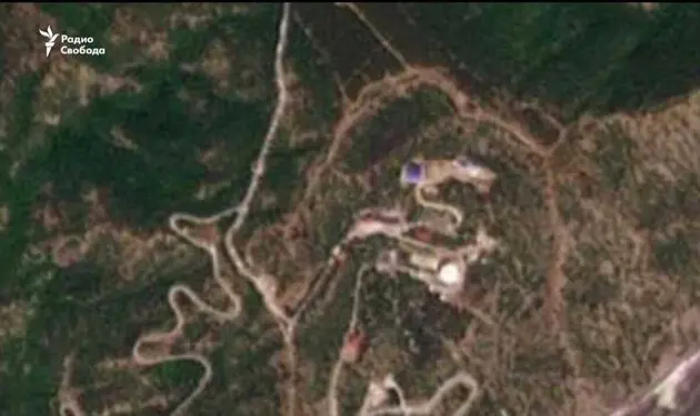 Удар по центру связи россиян в Алуште: появились спутниковые снимки последствий атаки