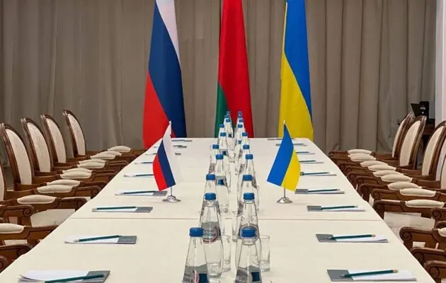 ЄС хоче провести восени «мирну конференцію» за участі Росії — Bloomberg