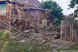 В Черниговской области обломок российского снаряда пробил стену дома и убил мужчину