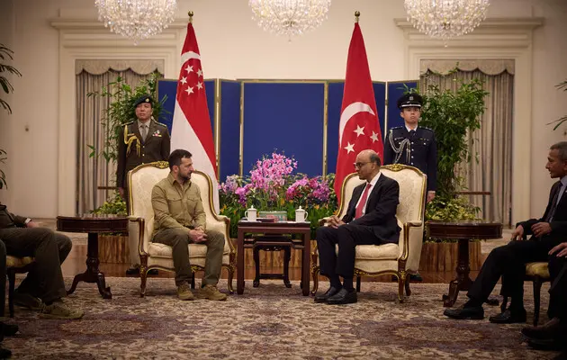Зеленский встретился с президентом Сингапура