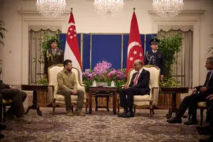 Зеленский встретился с президентом Сингапура