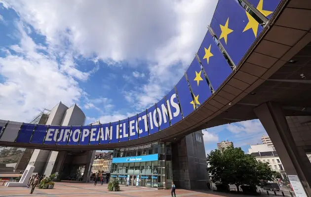 Хто збереже владу у Європарламенті – прогноз Europe Elects