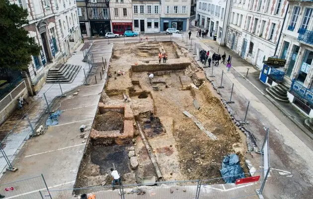 Археологи у Франції виявили стародавнє масове поховання немовлят
