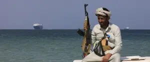 Хуситы атаковали украинское судно в Аденском проливе: ранен моряк