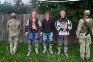 Трое иностранцев на мотоциклах незаконно въехали в Украину