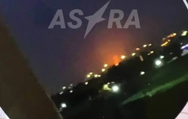 После воздушной атаки над тракторным заводом в российском Липецке появился дым, город атаковали беспилотники