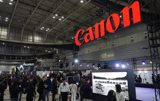 Canon разработал материал, который продлевает срок эксплуатации солнечных батарей