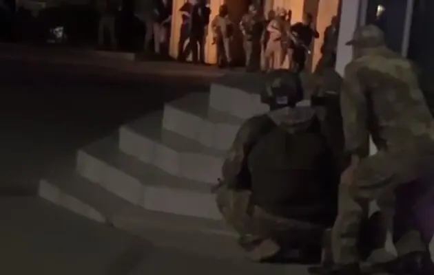 Атака бойовиків у Дагестані – поліція веде бої у Махачкалі та Дербенті