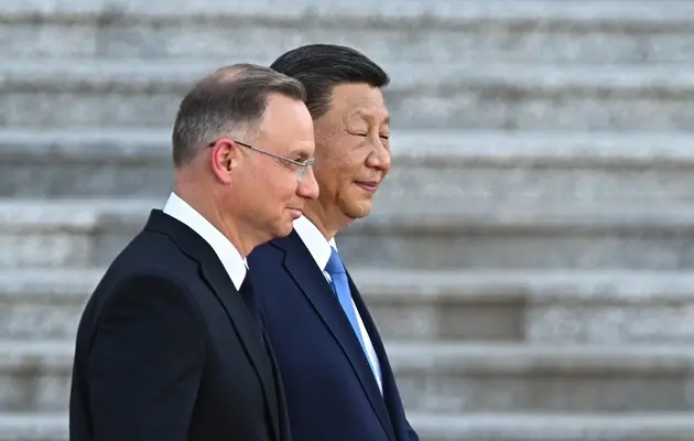 Си Цзиньпин ответил Анджею Дуде на призыв найти решение для достижения мира в Украине