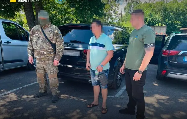Правоохоронці викрили схему заволодіння 17 млн гривень “Укрзалізниці”: підозру оголошено п'ятьом людям 