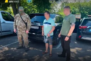 Правоохоронці викрили схему заволодіння 17 млн гривень “Укрзалізниці”: підозру оголошено п'ятьом людям 