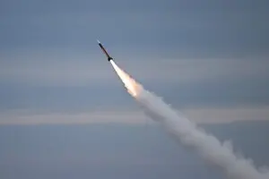 В честь визита Путина: КНДР неудачно запустила баллистическую ракету