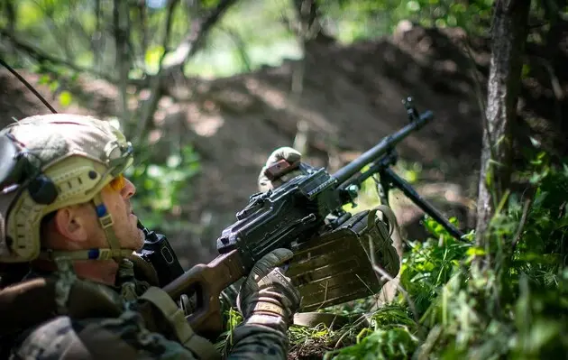 Больше всего украинцы доверяют Вооруженным Силам: кто в рейтинге антидоверия