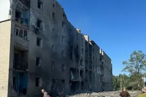 РФ сбросила авиабомбу на город в Донецкой области: среди раненых — двое детей