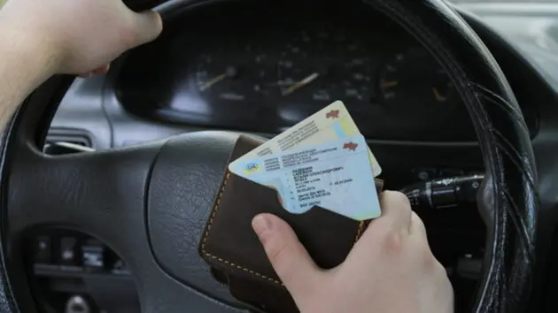 Мобілізація в Україні: як ухилянтам можуть обмежити право керування автомобілем