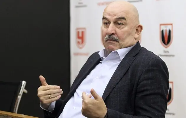 Російський футбольний тренер збірної Казахстану залишився незадоволеним питанням казахською мовою