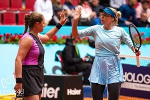 Українська тенісистка стала чемпіонкою британського парного турніру WTA