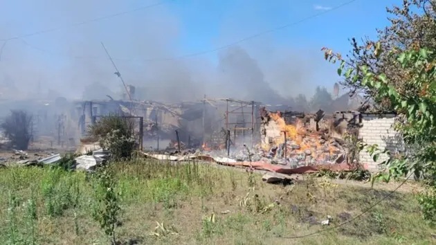 РФ массированно нанесла удары по населенным пунктам Донецкой области: трое погибших и четверо раненых