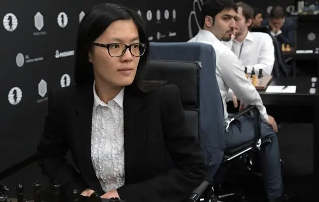 Лучшая шахматистка мира из Китая отправилась на турнир в Россию