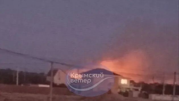Сьогодні в Криму пролунали вибухи, спалахнула пожежа в Щолкіному – моніторингова група