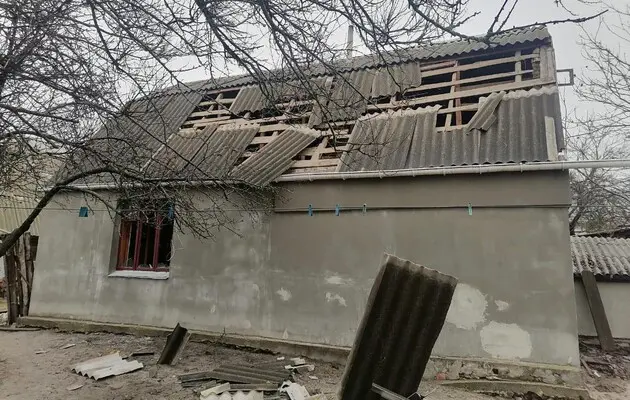 Під час ракетного удару по Київщині було поранено трьох мирних мешканців - в ОВА розповіли про руйнування і постраждалих