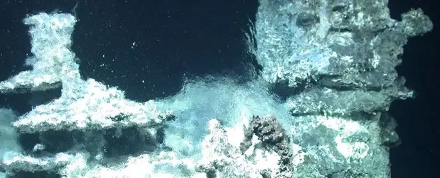 Ученые нашли глубоко в океане целый подводный мир
