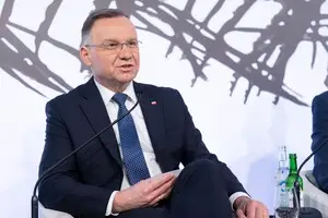 НАТО должно гарантировать Украине длительную и непрерывную поддержку до тех пор, пока эта помощь будет нужна - Дуда 