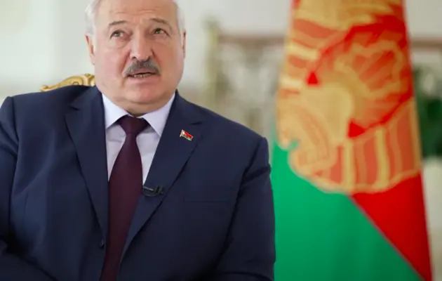 Лукашенка заявив, що амністує важко хворих політв'язнів