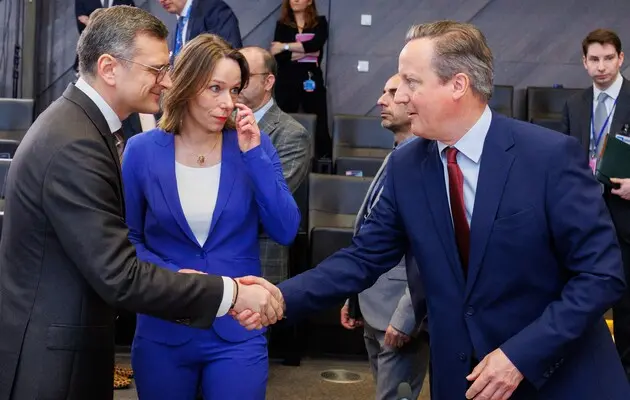 Кэмерон и Кулеба обсудили дальнейшую реализацию Формулы мира и саммит НАТО