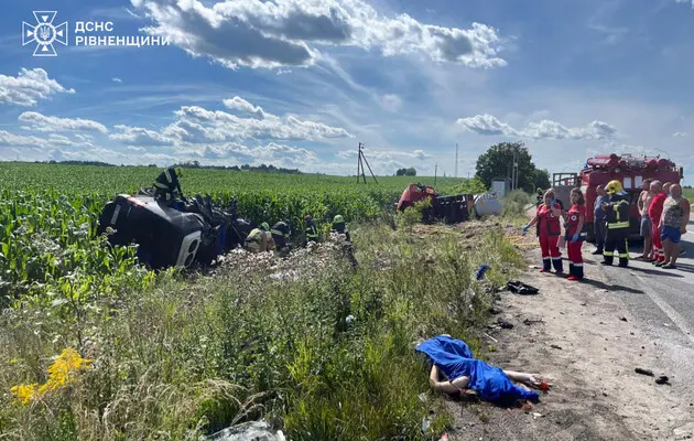 ДТП в Ровенской области с 14 погибшими: у полиции есть три версии, почему произошла авария