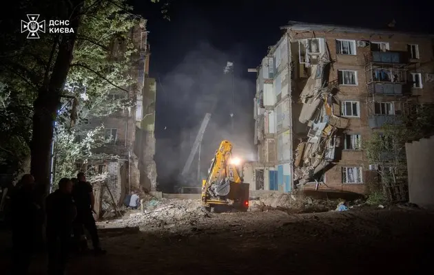 Судьбу поврежденного дома на Сырце в Киеве решит специальная комиссия