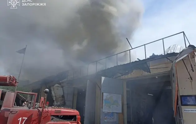 Россияне попали в пожарную часть в Запорожской области