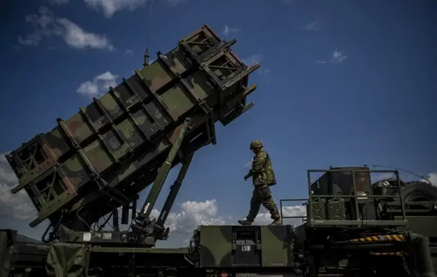 Министр обороны Нидерландов рассказал, когда Украина получит дополнительные системы ПВО
