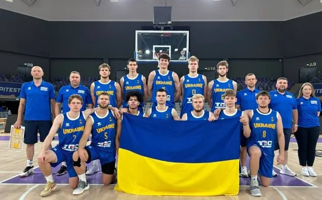 Син Віталія Кличка результативно дебютував за молодіжну збірну України з баскетболу