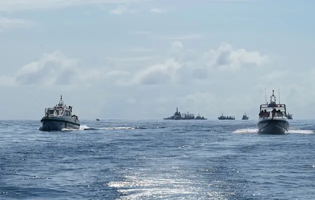 Військово-морські сили Китаю та Росії провели спільні навчання в Тихому океані