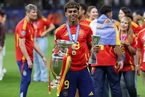 Футболисты сборной Испании собрали главные награды УЕФА по итогам Евро-2024