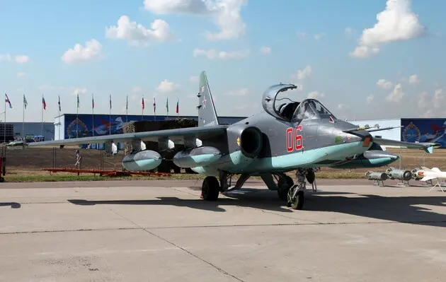 На покровском направлении украинские зенитчики сбили еще один российский штурмовик Су-25