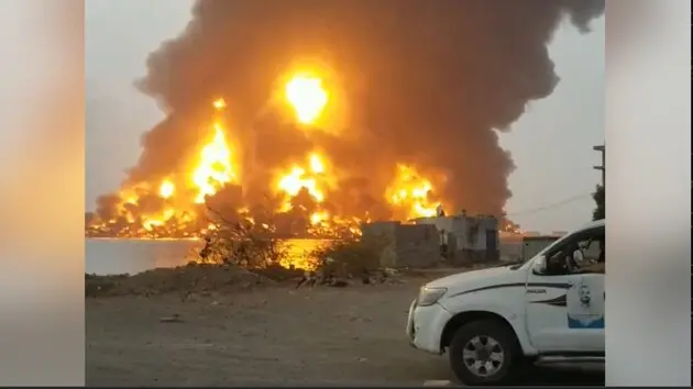 Израиль нанес удар по составам горючего хуситов: это первая атака по Йемену
