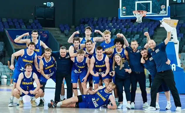 Молодежная сборная Украины пробилась в финал Евробаскета