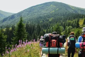 Уроки мови: як українською розповісти про похід у гори