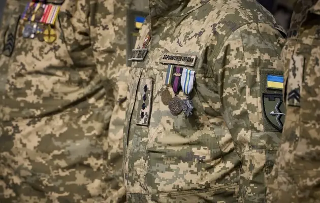 Рада 12 раз продлила военное положение и общую мобилизацию в Украине