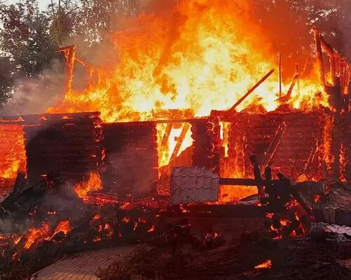 Из-за атаки россиян под Харьковом загорелся «Фельдман Экопарк»