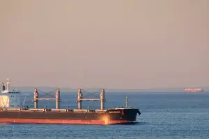 Подсанкционный танкер 