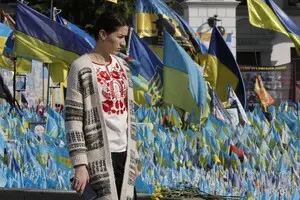 Около половины украинцев отвергают нарратив о братстве украинского и российского народов – соцопрос