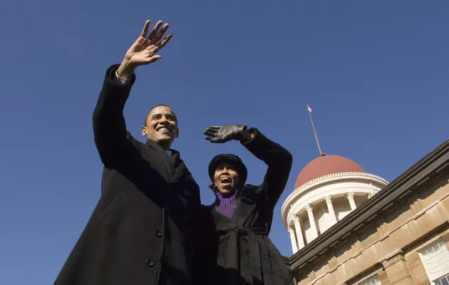 Барак та Мішель Обами підтримали кандидатуру Гарріс на виборах президента США