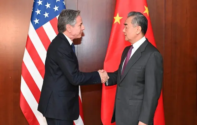 Блинкен предупредил Ван И о предстоящих действиях США против Китая, если Пекин не прекратит поддержку РФ