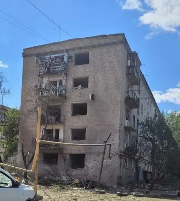 Россияне нанесли авиаудары по двум городам Донецкой области: пятеро раненых, среди них — ребенок